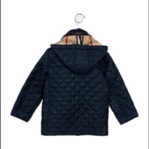 Burberry kids
Charlie Quilted Nylon Coat
